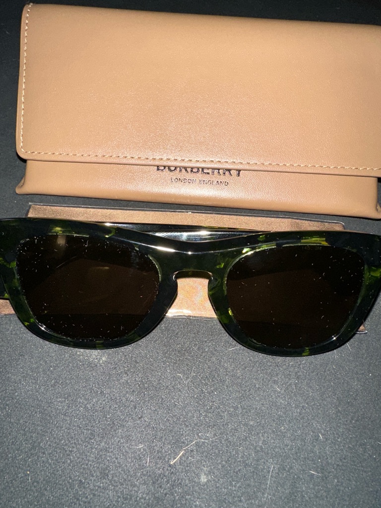 Brand New Burberry Be4426 Dark Green Tortoiseshell Sunglasses